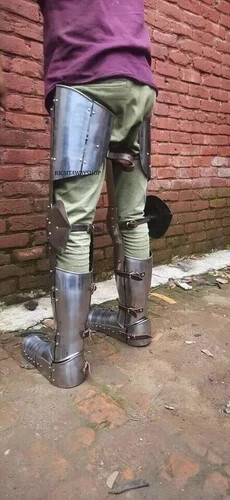 Medieval Steel Warrior Gothic full Leg Armor Knight Greaves Armor Man Costume - Picture 8 of 10