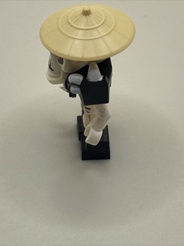 LEGO Ninjago Wyplash Skeleton Minifigure 2506 2509 with Conical Hat Genuine - Picture 2 of 5