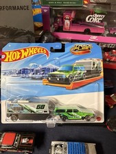 Hot Wheels 🔥 Track Fleet Camper Volvo 240 Drift Camper New