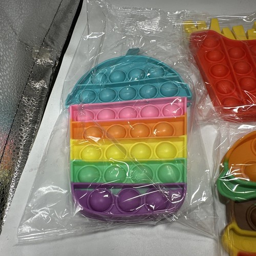 #S10-Hapros Push Pop Bubble Fidget Fast Food Set - Picture 4 of 7