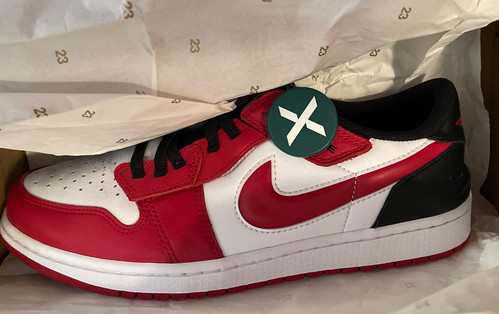 AIR JORDAN 1LOW FLYEASE