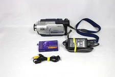 SONY CCD-TRV318 VIDEO Hi8 HANDYCAM VIDEO CAMERA RECORDER -TESTED & WORKING