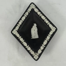 Wedgwood Black Jasperware DIAMONDS Shaped Sweet Dish Trinket Playing Card Suit