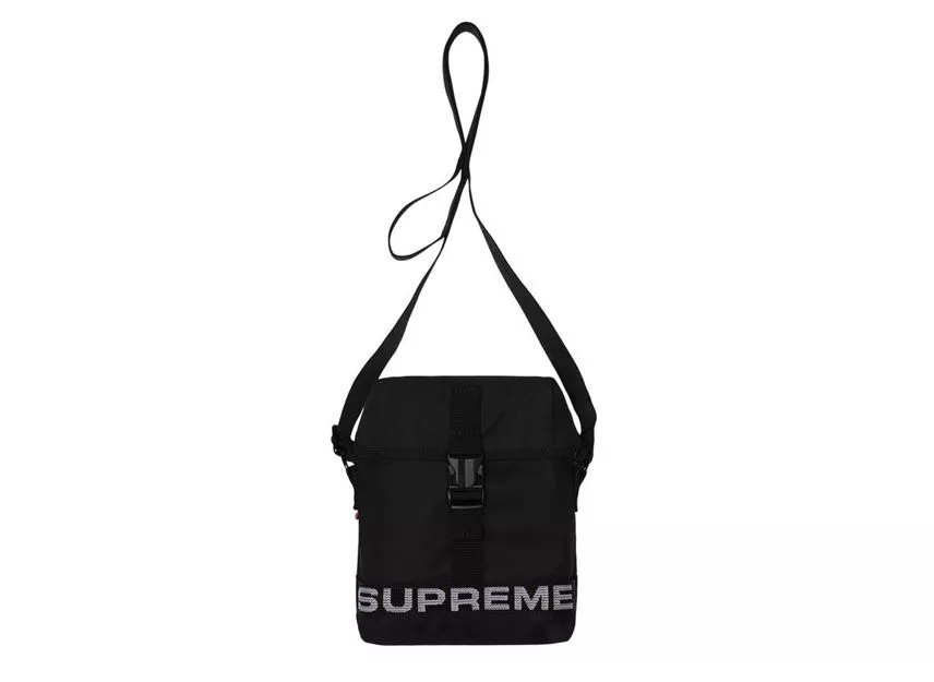 Sac latéral Supreme Field noir (23SS)