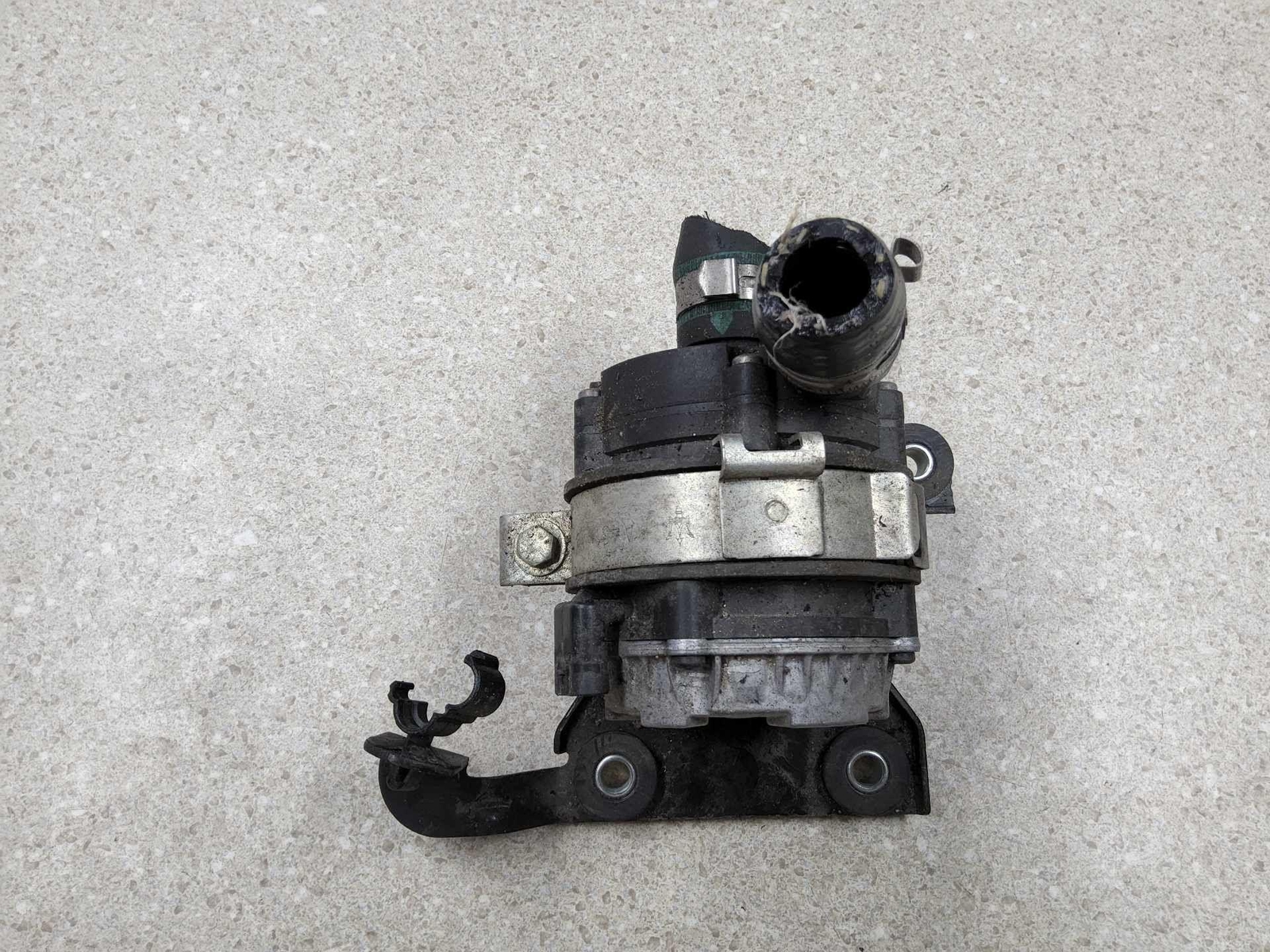 670005347 Air Pump MASERATI LEVANTE 20
