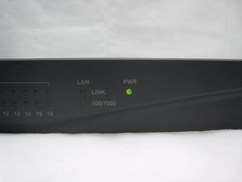 Avocent AutoView 3200 2x16-Port PS/2 USB VGA KVM-IP Switch AV3200 520-473-502 - Picture 2 of 6
