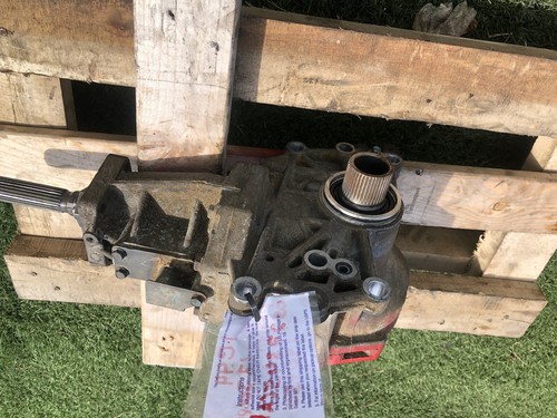 โ
๐ฏ07-17 PATRIOT COMPASS CALIBER OEM AWD 4WD TRANSFER CASE FRONT DIFFERENTIAL - Picture 2 of 8