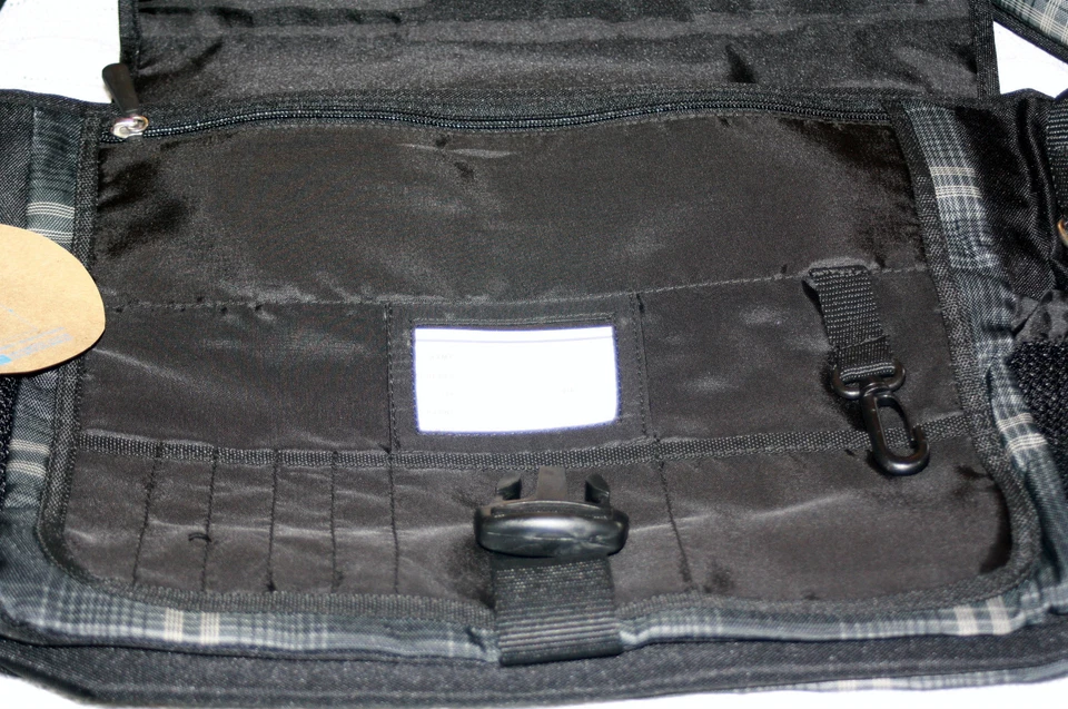 Bolso de hombro Pottery Barn Teen Gear-Up negro gris mensajero portátil NUEVO grande Foto 4 de 4