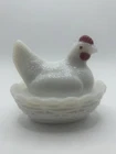 VTG Westmoreland 3.5” Milk Glass Hen On Nest Red Comb Split Tail Turned Head HON