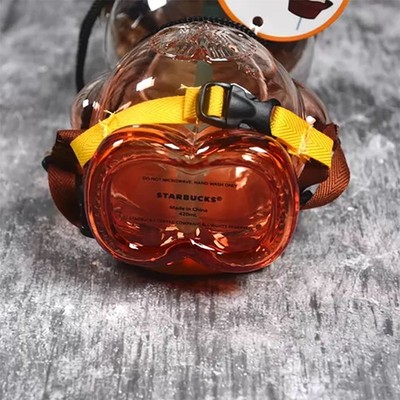 New Starbucks China 2021 Camp Bear With Hat And Bag 14oz Glass