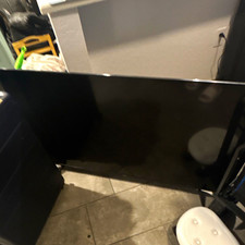 Hisense 55N0670G 55" LED 1080p FHD Flat Screen TV Black For Parts/Not Working