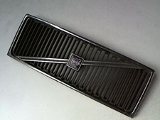 Calandre Volvo 760