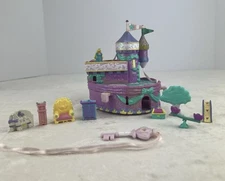 Vtg Starcastle Jewelry Castle 1995 Trendmasters Playset With Figures (Read)