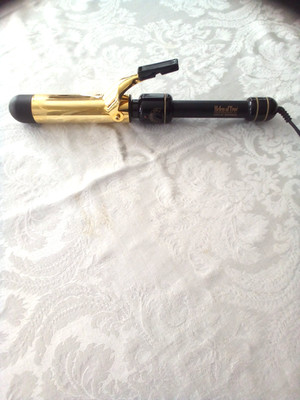 Helen Of Troy Professional Gold Series Curling Iron Jumbo Three Settings