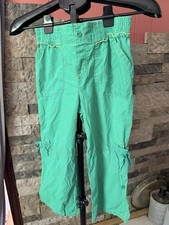 The Children's Place Girl's Green Cargo Capris Cropped Pants