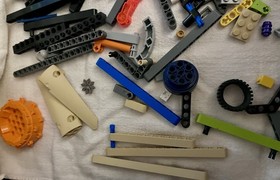 LEGO LOT w/ Star Wars Rathtar Escape & Technic  RANDOM  1.3 LBS Parts & Pieces