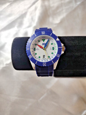40 Nine Quartz Movement Men's Watch | Blue & White | WR 50m