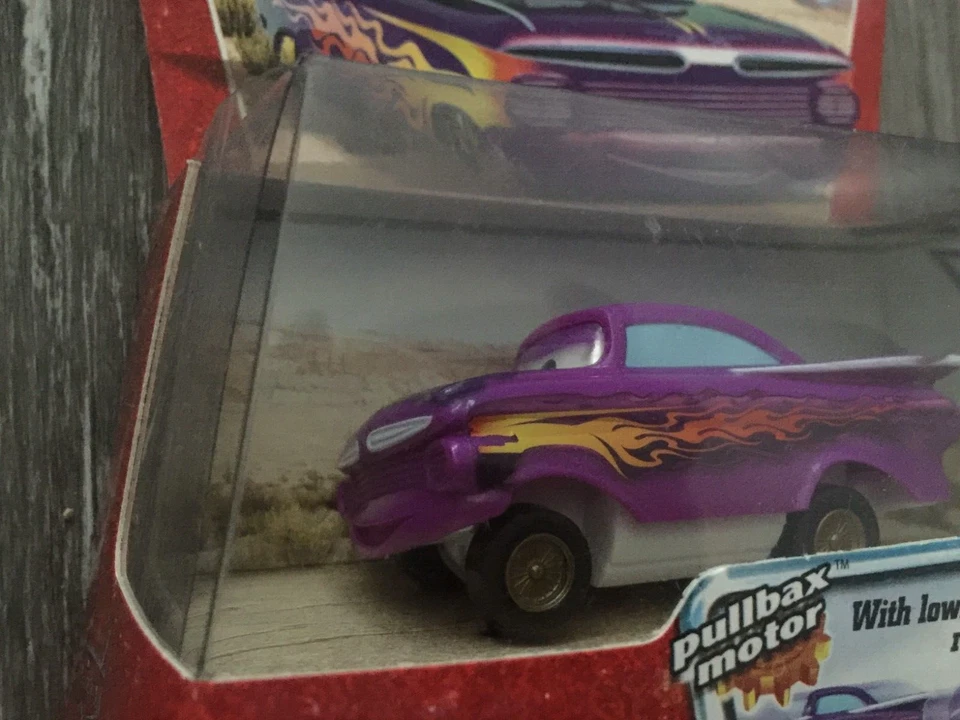 Disney Pixar Lowrider Ramone con Pullbax Motor Action 2005 Mattel 386 Foto 3 de 4