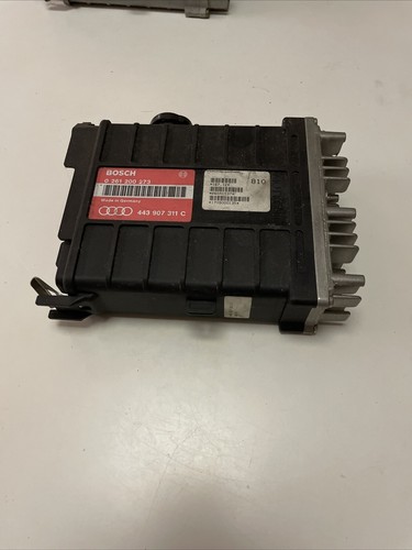 B530 Audi Motorsteuerung Einheit ECU 0261200273, 443907311C