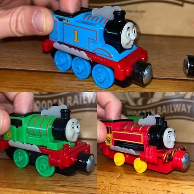 PUSH N PUFF ! THOMAS FRIENDS TRAIN TAKE Along N PLAY Diecast LOT HTF ROUND MAG