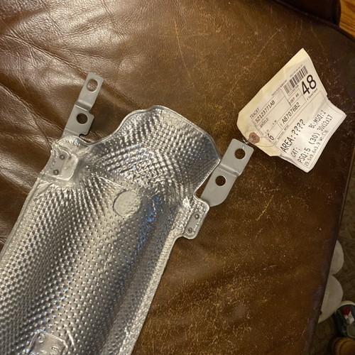 Genuine Mopar Heat Shield 52123771AB OEM New - Picture 5 of 6