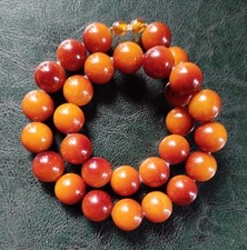 Vintage Bakelite Catalin beads (necklace)  73.5g, 29 beads