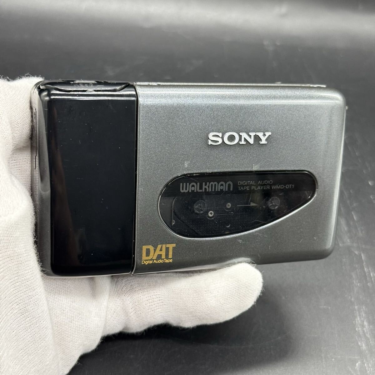 Sony WMD-DT1 DAT Walkman Digital Audio Tape Player Portable 32
