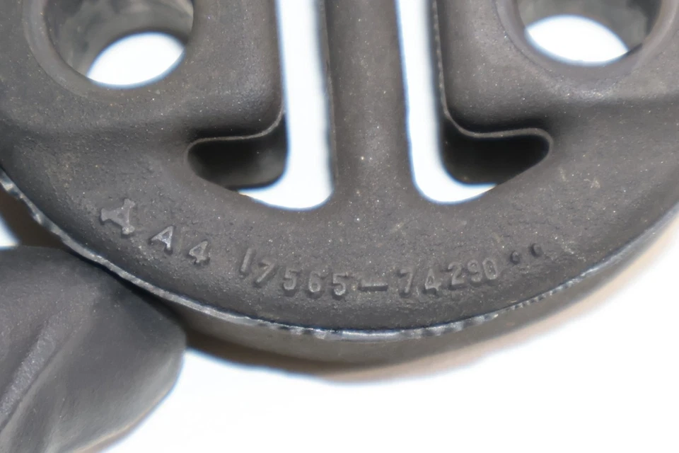 2007 - 2017 LEXUS LS460 LS600H SISTEMA DE EXAUSTÃO SILENCIADOR ISOLADOR CABIDE FABRICANTE DE EQUIPAMENTO ORIGINAL - CONJUNTO - - Imagem 4 de 4