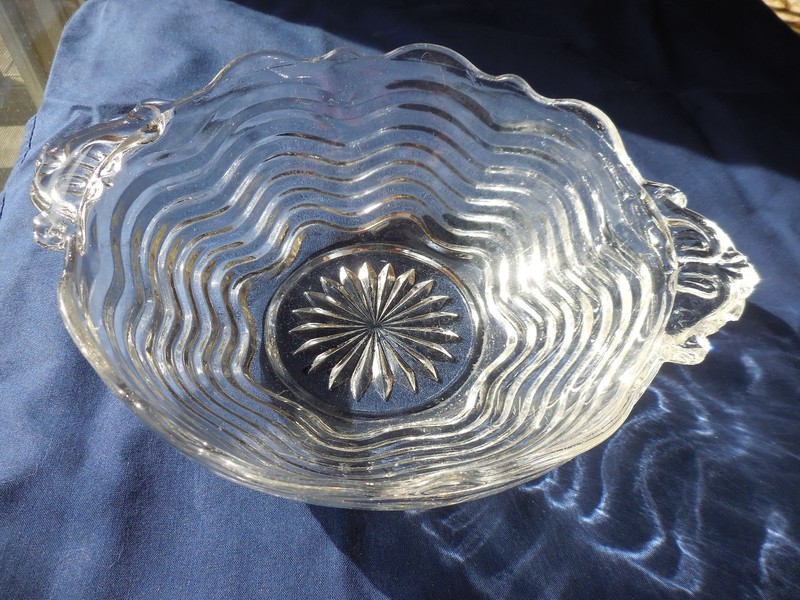 Anchor Hocking Wavy glass Line #17  Clear Handled Dish Bowl  7"
