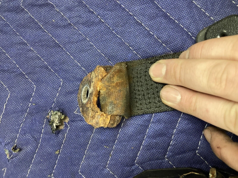 1984-1991 BMW 318i 325i E30 Rear LH RH Seat Belt Retractor Upper Coupe #2624M - Image 3 of 4