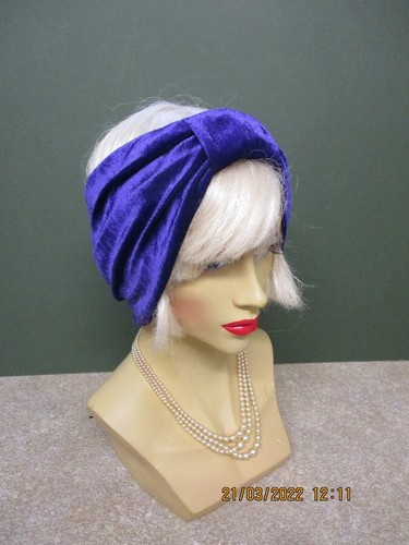 SALE 1920S /40S STYLE VELVET TURBAN 