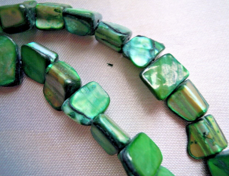 45 - 48  Muschelperlen Perlmuttsplitter Nugget ca 8mm GRÜN  # 371 - Bild 2 von 2