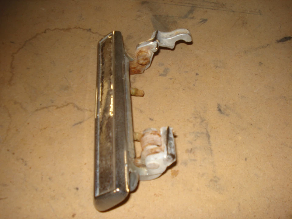 Oldsmobile Toronado 1979-1985 manija de puerta exterior exterior - cromo - 03791 Foto 3 de 4