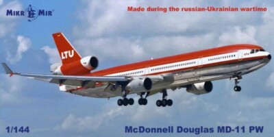 1/144 Mikromir 144-036 McDonnell Douglas MD-11 LTU + Masks