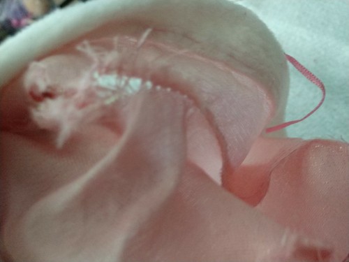 Abito da bagno lungo bambola Barbie rosa cangiante - Foto 11 di 12