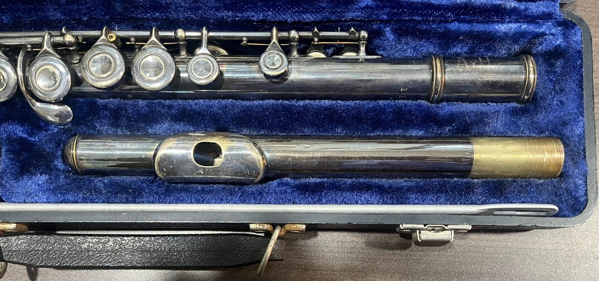 Armstrong 104 Beginner Flute With Hard Case - Made in USA | eBay