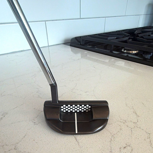 Scotty Cameron Limited Edition Teryllium Fastback 1.5 T22 RH Mallet Putter Used