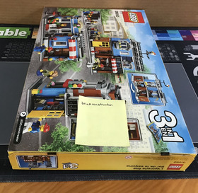 Lego CREATOR 31050  Corner Deli- Brand New and Factory Sealed!