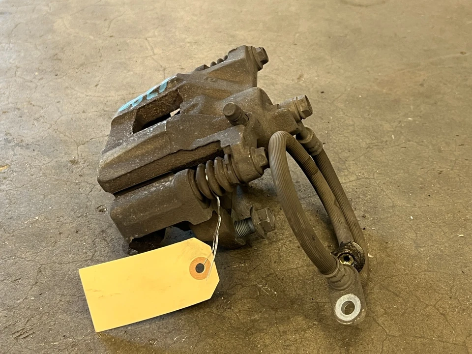 ⭐SOPORTE PINZA FRENO PASO TRASERO DERECHO HONDA ODYSSEY 2011-2017 OEM LOTE2623 Foto 4 de 4