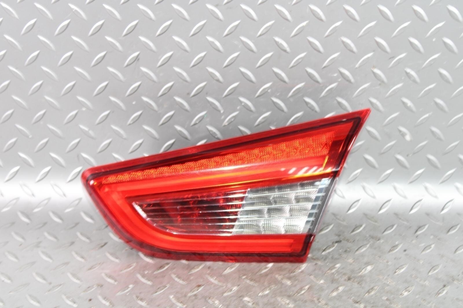 14-19 Ghibli Trunk Decklid Passenger Right RH Taillight Tail Light Lamp Lens OE