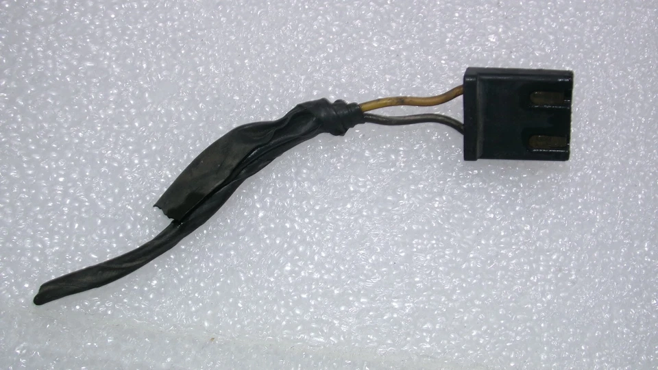65 70 Cadillac A/C Climate Control Vacuum  Relay Switch Wire Connector Pigtail - Image 4 of 4