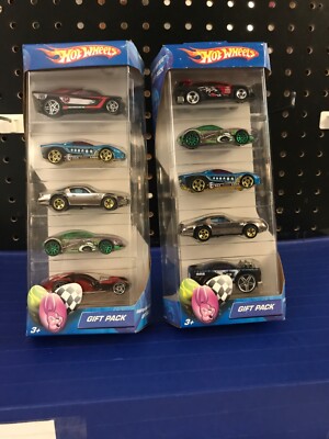 Hot Wheels 2005 Easter 5 car Gift Pack  2 pk. Good condition. Scale. 1/64  NEW