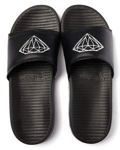 diamond nike slides