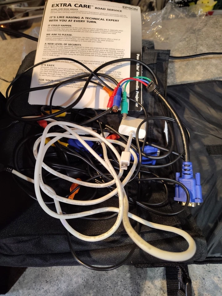 Epson H284A EX50 Multimedia Digital 3LCD Projector - Tested Works! Case Remote - Image 4 of 4