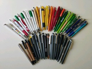 50x Kugelschreiber Kulis Konvolut schwarz/blau 50Stück