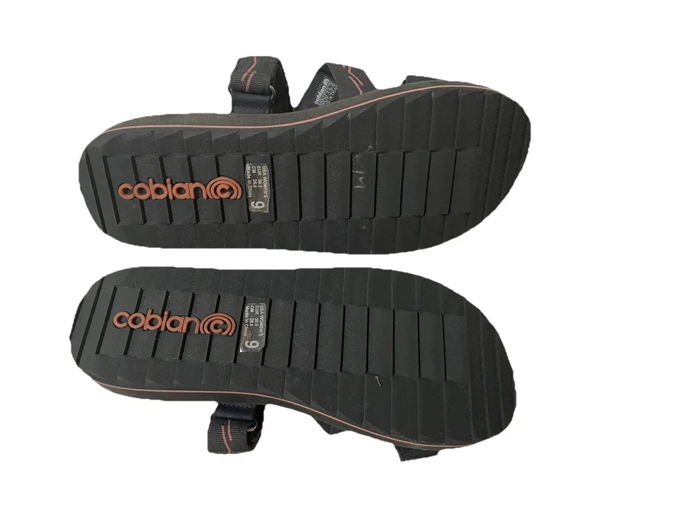 Sandalia sin cordones para mujer Cobian Bethany talla 9 gris y rosa Foto 3 de 3