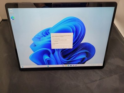 Microsoft Surface Pro 9 13'  I7-1255U win11 home  16/256 Platinum Touchscreen