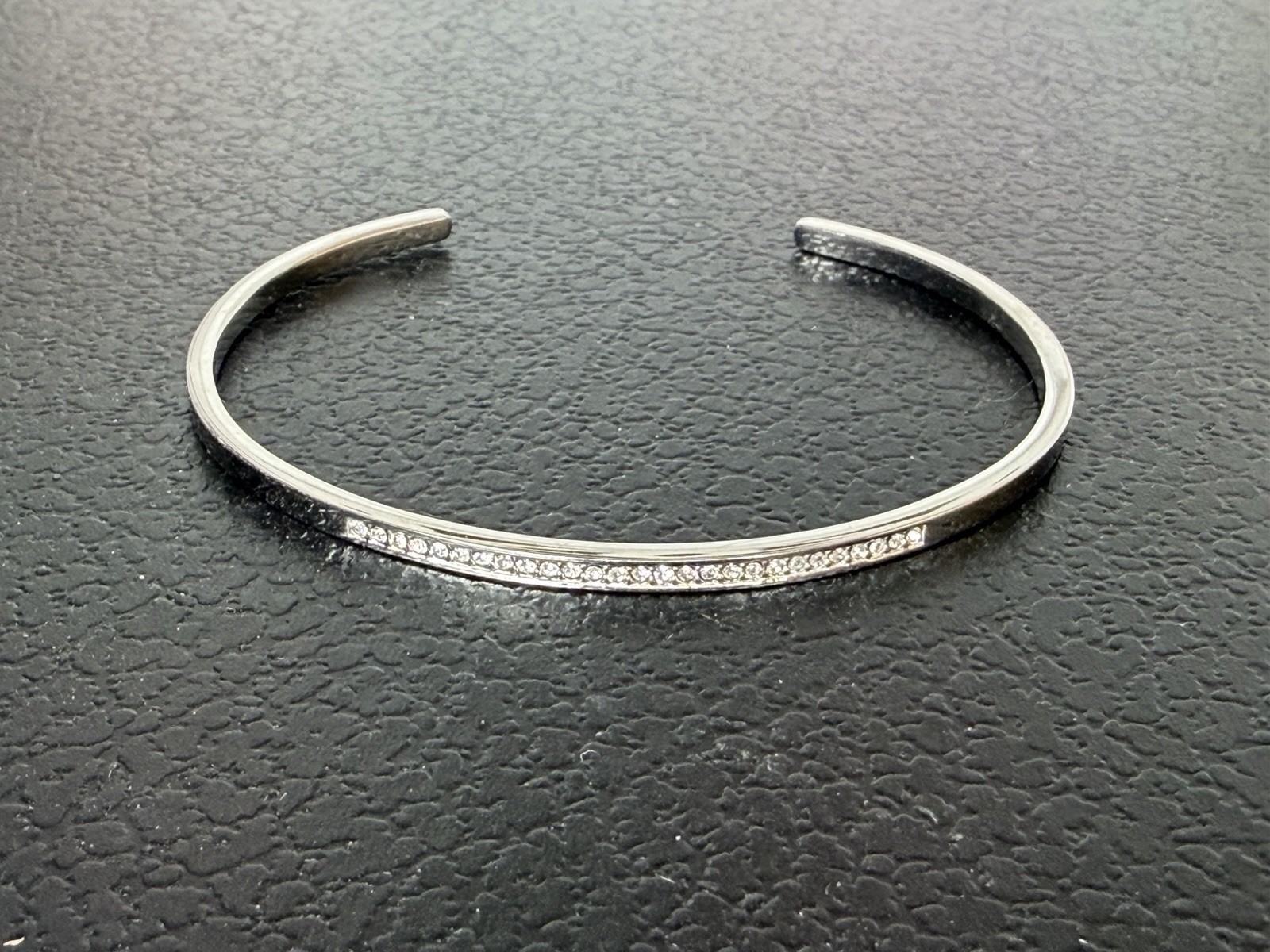 Michael Kors Silver Stackable Bangle Bracelet Cry… - image 1