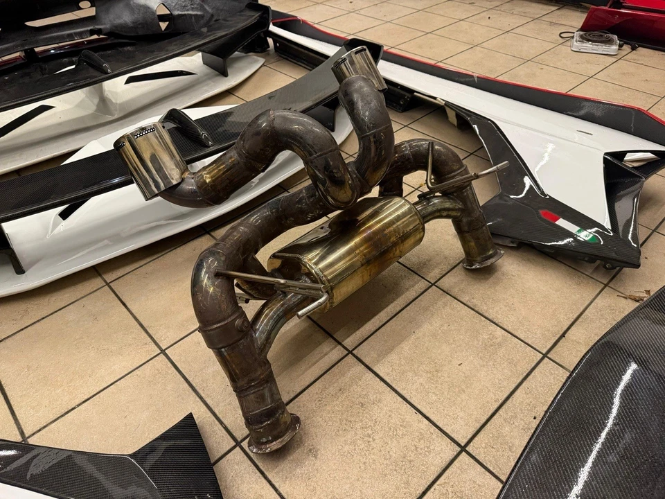 Lamborghini Aventador SVJ Aftermarket Exhaust - Image 2 of 4