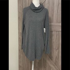 NWT Caslon turtleneck tunic sweater XS gray